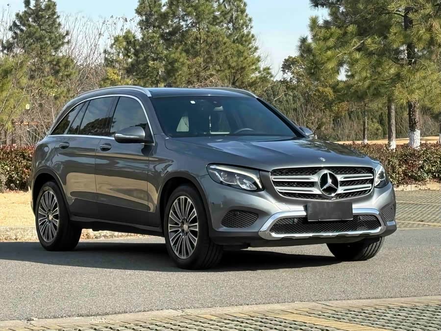 Mercedes-Benz GLC Class 2016 car image #4