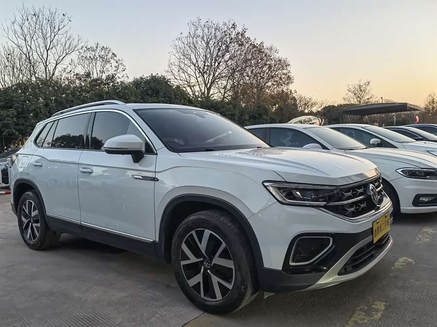 Volkswagen Tayron 2023 immagine di auto #4