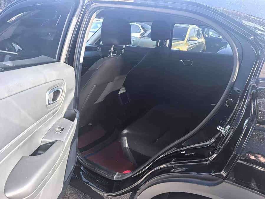 Honda VEZEL 2023 #4 Honda VEZEL 2023 car image #4