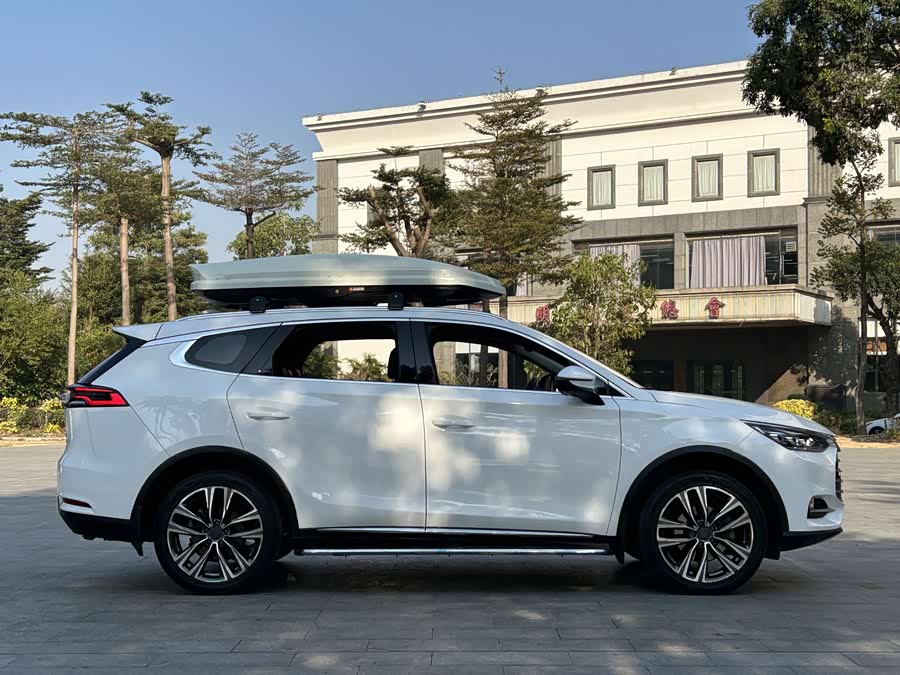 BYD Tang 2018 car image #4