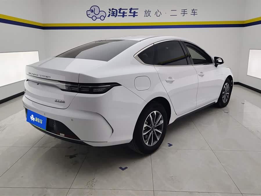 BYD Destroyer 05 2025 #4 BYD Destroyer 05 2025 car image #4