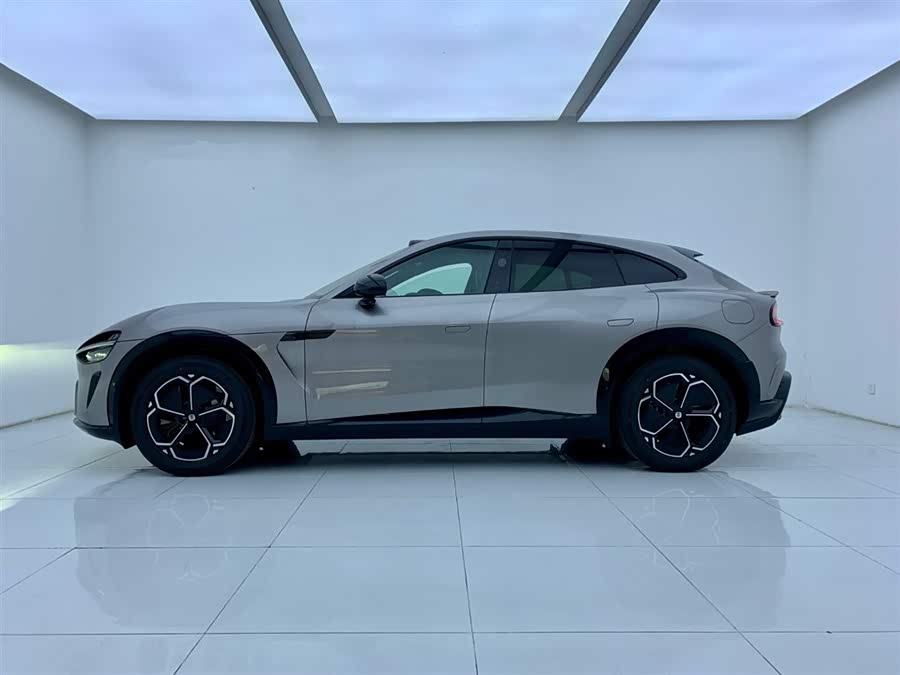 小米汽车 小米YU7 2025 #4 小米汽车 小米YU7 2025 汽车图片 #4