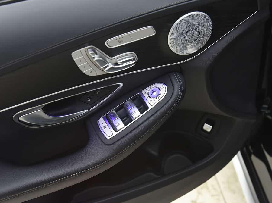 Mercedes-Benz C Class 2021 #4 Mercedes-Benz C Class 2021 car image #4