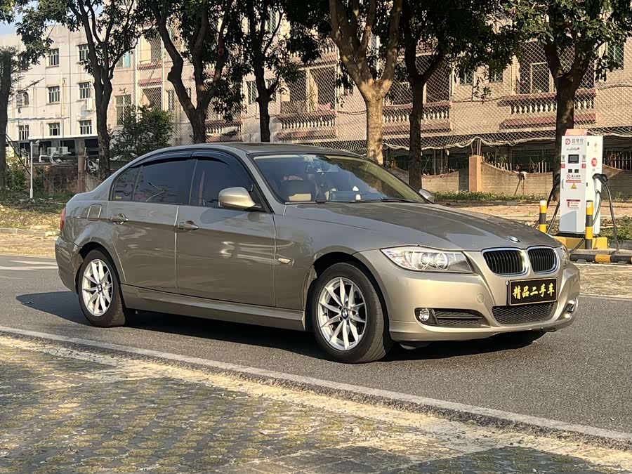 BMW 3 Series (Imported) 2011 immagine di auto #4