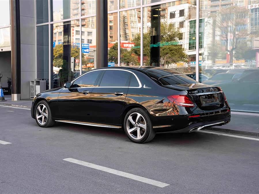 Mercedes-Benz E Class 2019 #4 Mercedes-Benz E Class 2019 car image #4