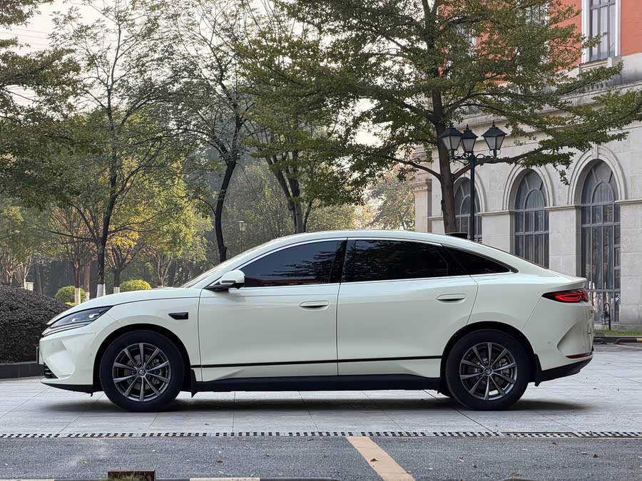 BYD Qin L 2025 car image #4