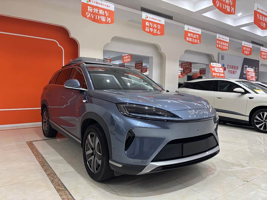 BYD Sea Lion 07 DM-i 2025 #4 BYD Sea Lion 07 DM-i 2025 car image #4