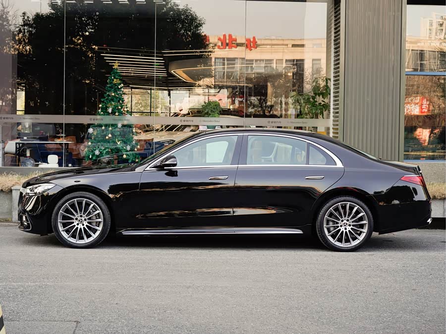 Mercedes-Benz S Class 2024 #4 Mercedes-Benz S Class 2024 car image #4