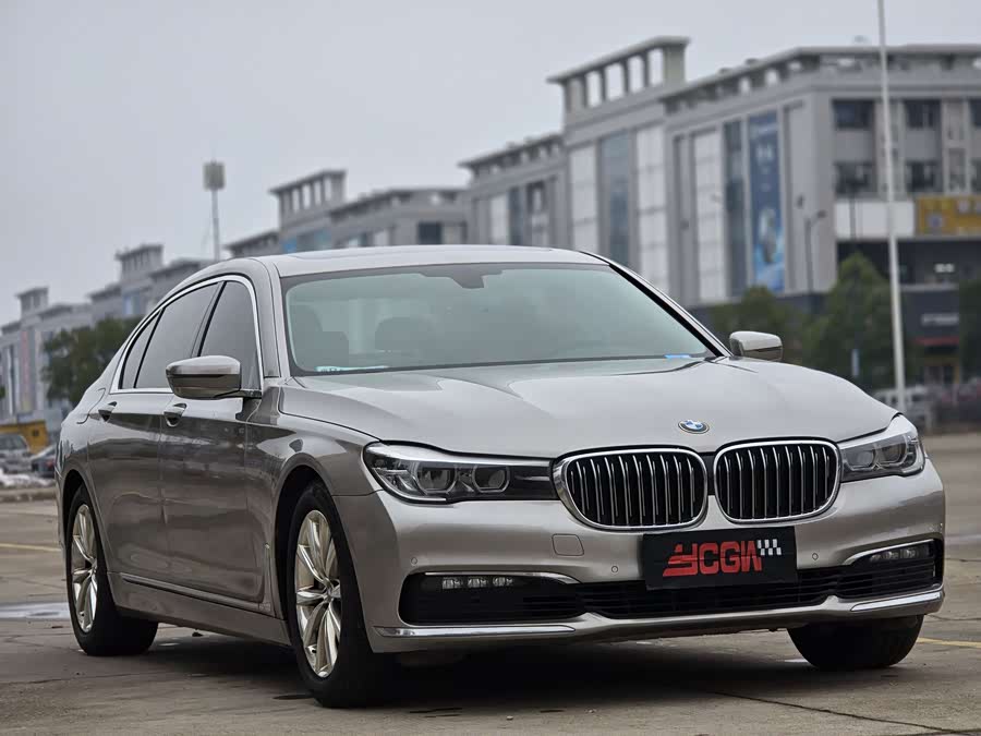 BMW 7 Series 2016 immagine di auto #4