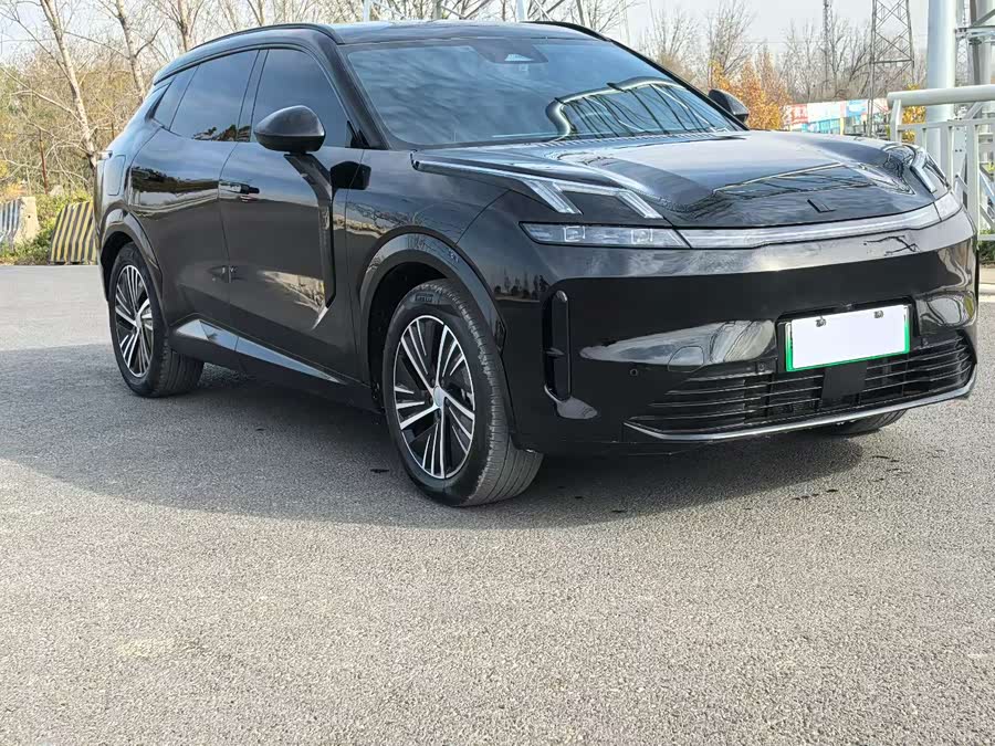 领克 领克08 EM-P 2024 汽车图片 #4