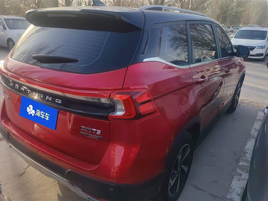 Forthing T5 2019 imagem de carro #4