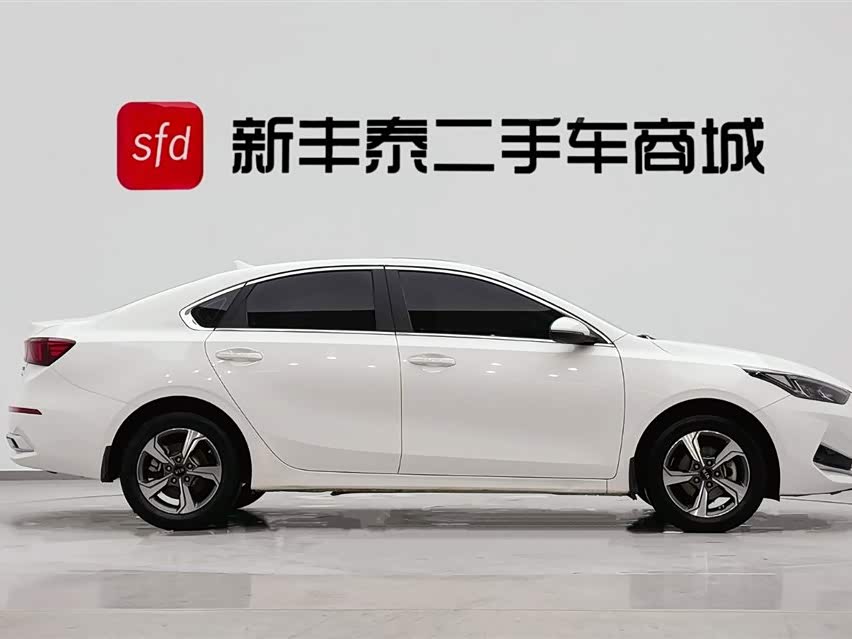 Kia K3 2019 car image #4