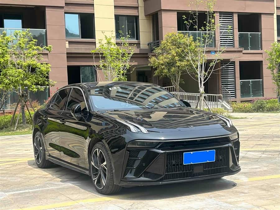 Lynk & Co 03 2022 car image #4