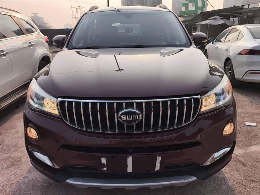 SWM X7 2018 изображение автомобиля #4