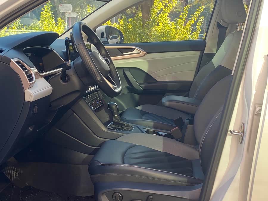 Volkswagen Tharu 2023 car image #4