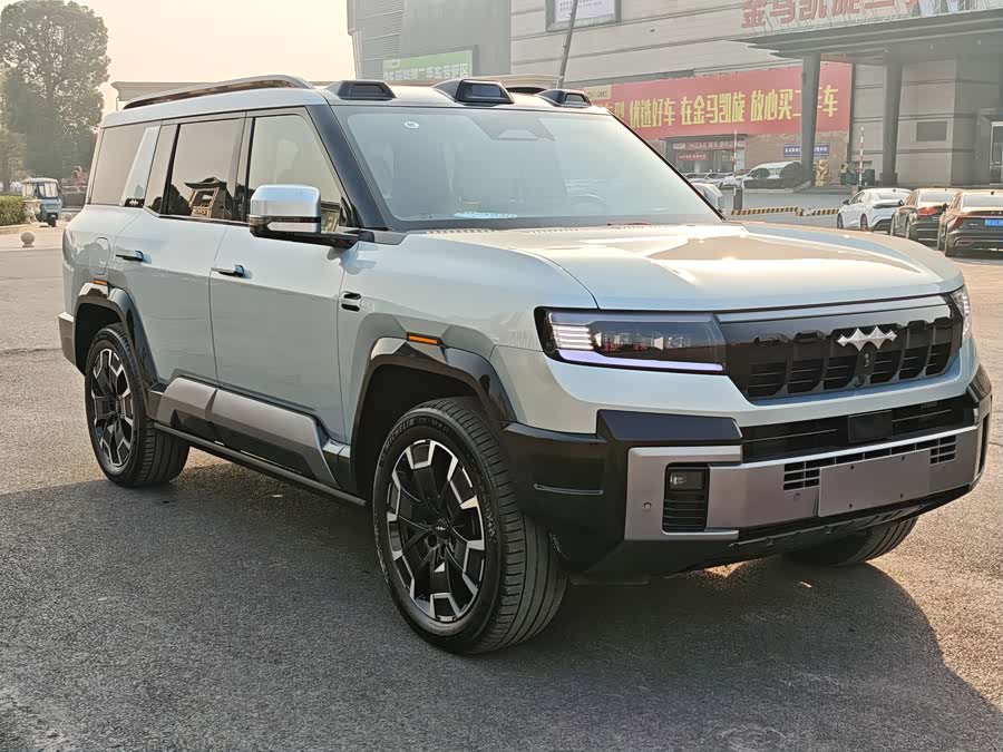 FangChengBao Leopard 8 2024 #4 FangChengBao Leopard 8 2024 car image #4
