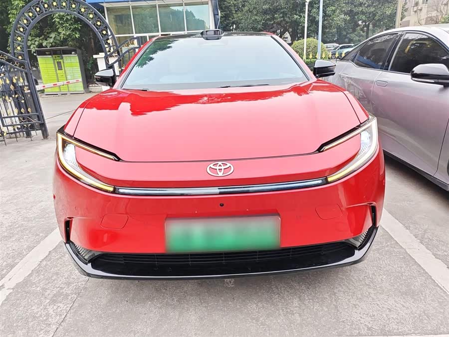 Toyota bZ5 2025 car image #4