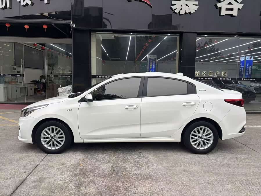 起亚 起亚K2 2018 汽车图片 #4