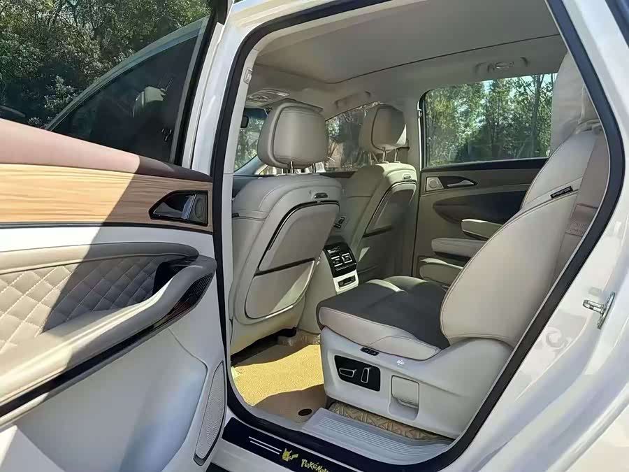 Forthing Yacht 2023 #4 Forthing Yacht 2023 car image #4