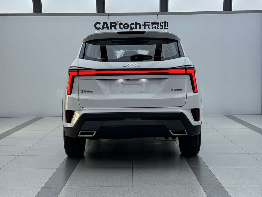 JAC X8 PLUS #4 JAC X8 PLUS صورة سيارة #4