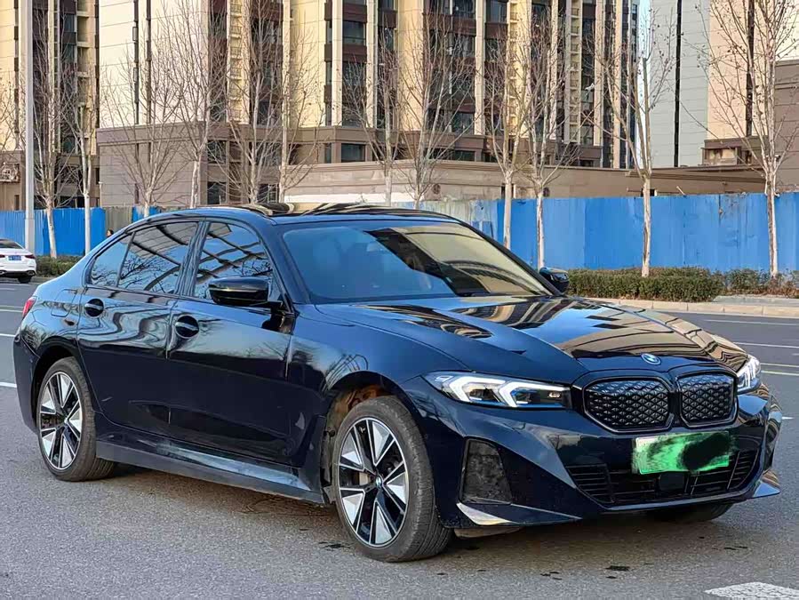 BMW i3 2024 car image #4