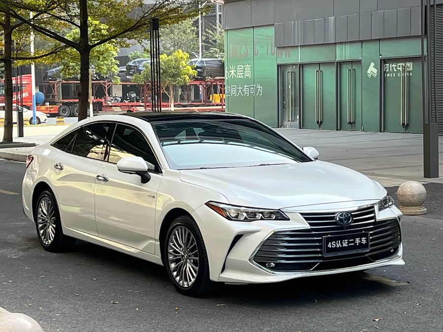 Toyota Avalon 2022 car image #4