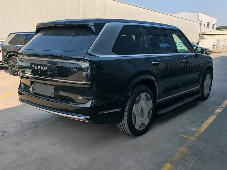 Zeekr 9X 2025 car image #4