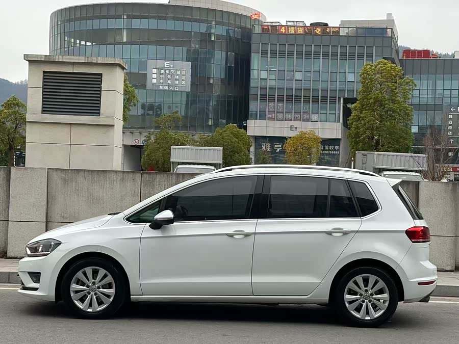 大众 高尔夫·嘉旅 2018 汽车图片 #4