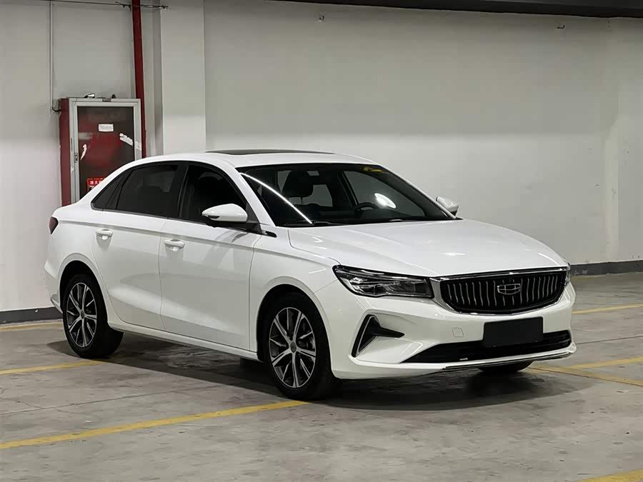GEELY Emgrand 2022 #4 GEELY Emgrand 2022 car image #4