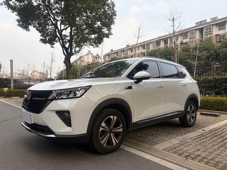 Wuling Asta 2023 #4 Wuling Asta 2023 صورة سيارة #4