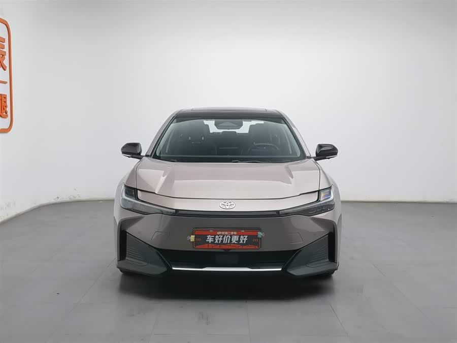 Toyota bZ3 2023 immagine di auto #4