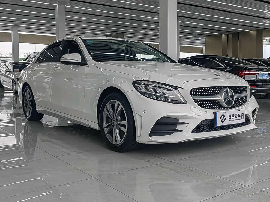 Mercedes-Benz C Class 2020 car image #4