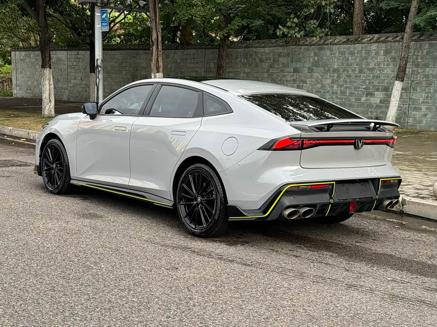 Changan UNI-V 2023 #4 Changan UNI-V 2023 immagine di auto #4