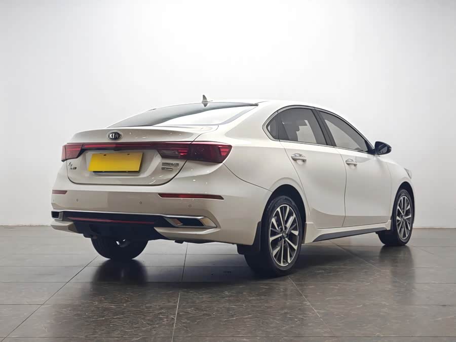 Kia K3 2020 car image #4