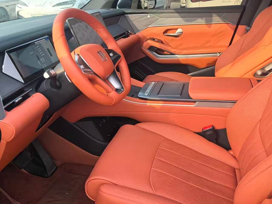 BYD Tang L 2025 immagine di auto #4