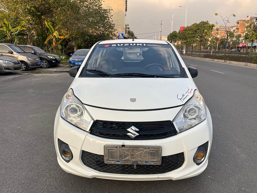 Suzuki Alto 2013 изображение автомобиля #4