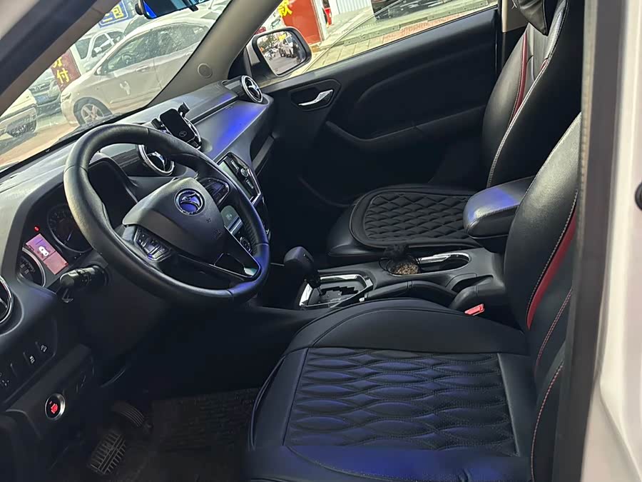 Soueast DX3 2017 imagen de coche #4