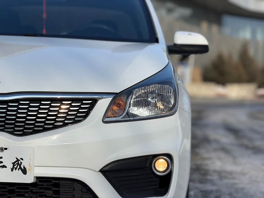 Kia K2 2018 imagen de coche #4