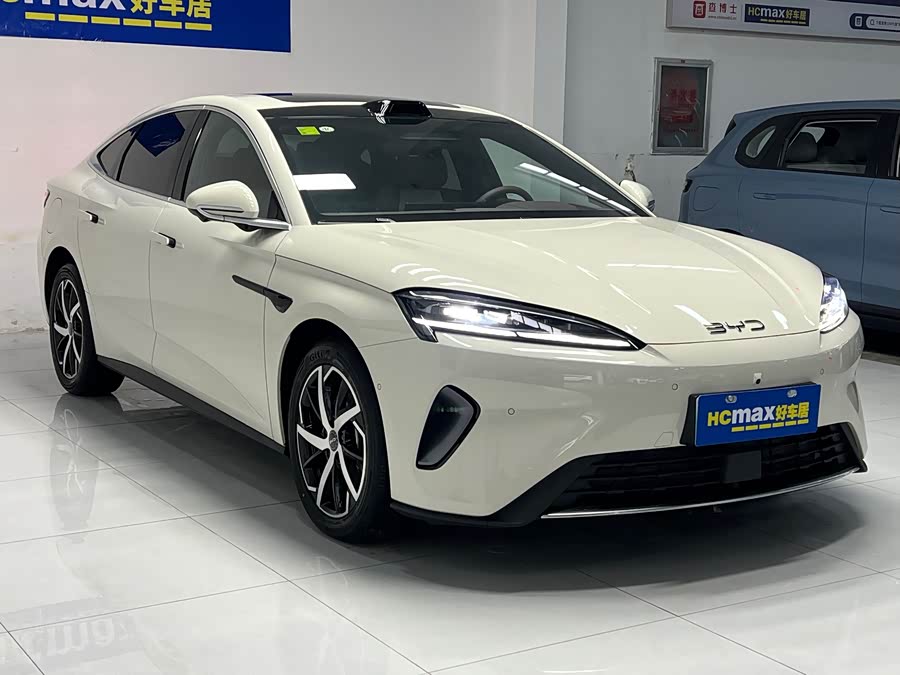 BYD Seal 07 DM-i 2025 car image #4