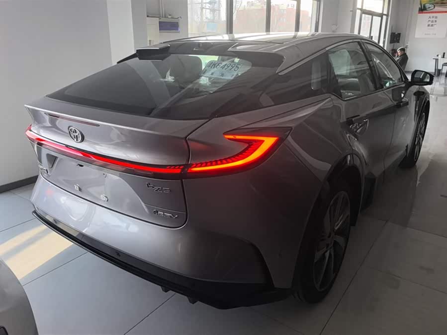 Toyota bZ5 2025 car image #4