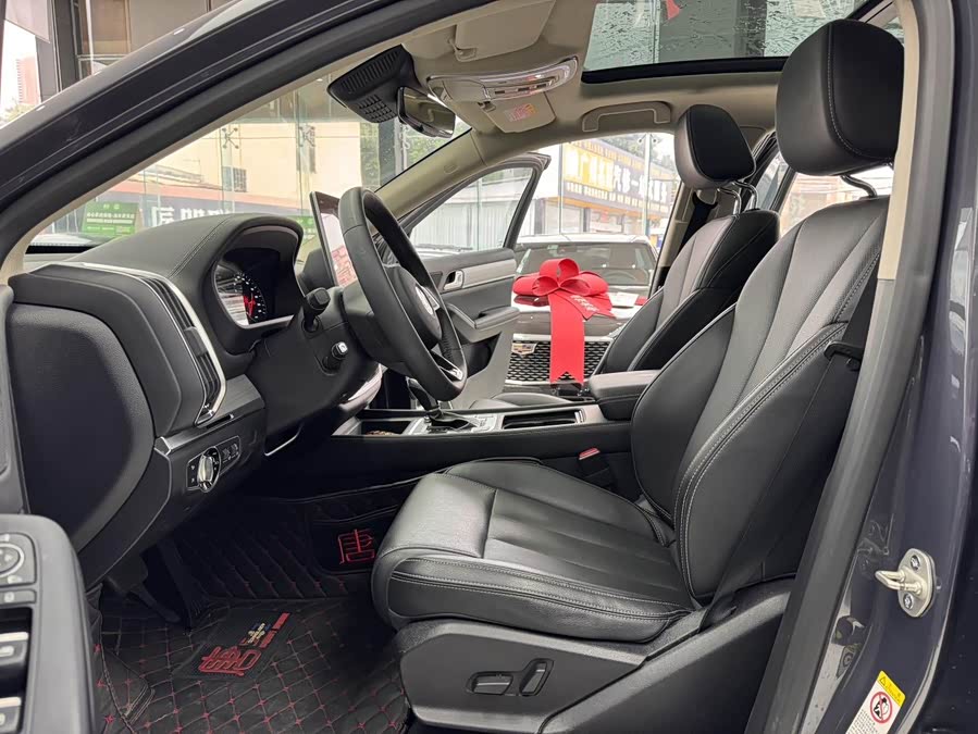 BYD Tang 2019 #4 BYD Tang 2019 car image #4