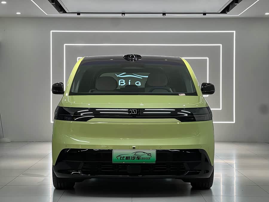 极氪 极氪MIX 2024 汽车图片 #4