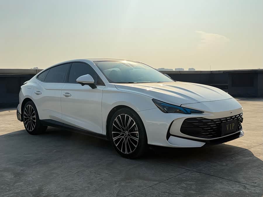 MG 7 2023 car image #4