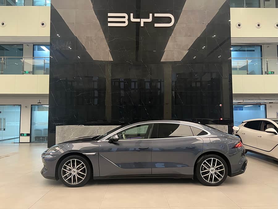 Denza Z9 2024 #4 Denza Z9 2024 immagine di auto #4