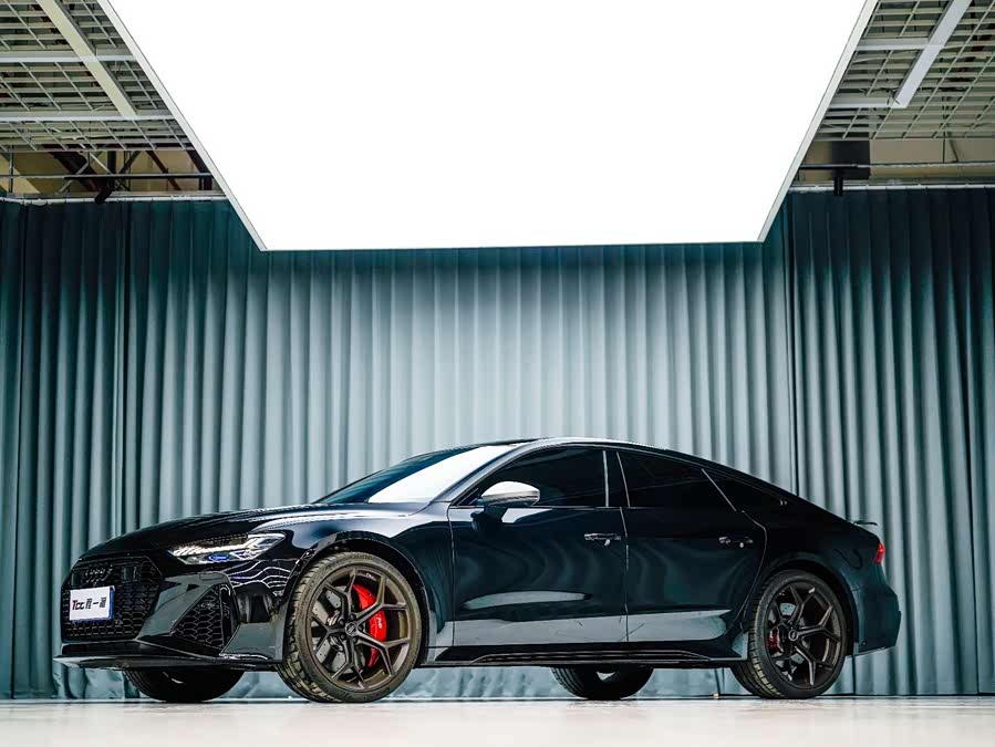 Audi RS 7 2025 car image #4