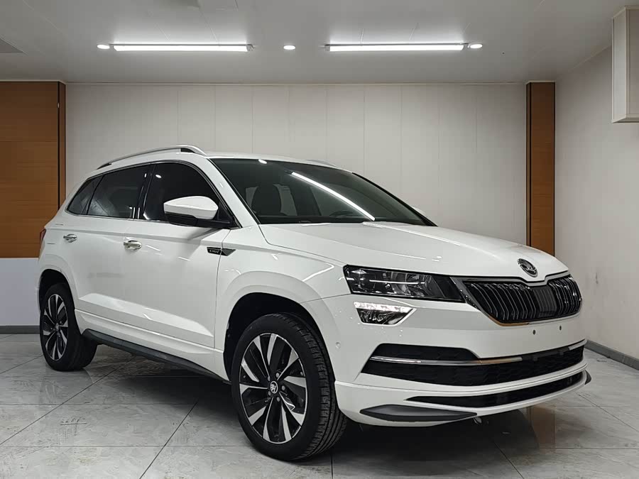 Skoda Karoq 2022 изображение автомобиля #4