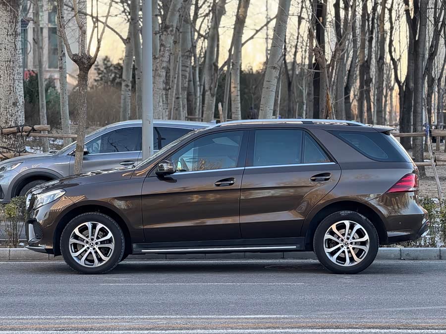 Mercedes-Benz GLE Class 2017 #4 Mercedes-Benz GLE Class 2017 car image #4