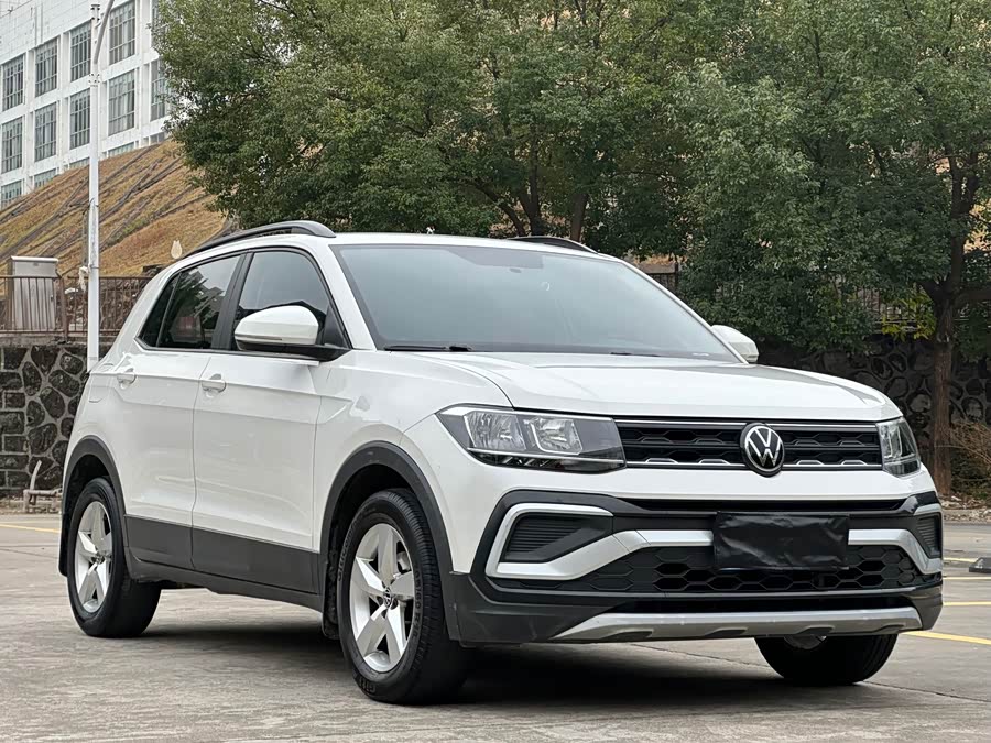 Volkswagen T-Cross 2020 #4 Volkswagen T-Cross 2020 car image #4