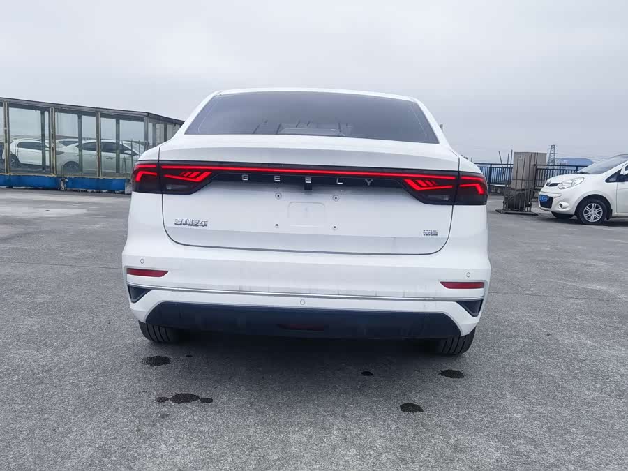 GEELY Emgrand 2025 car image #4
