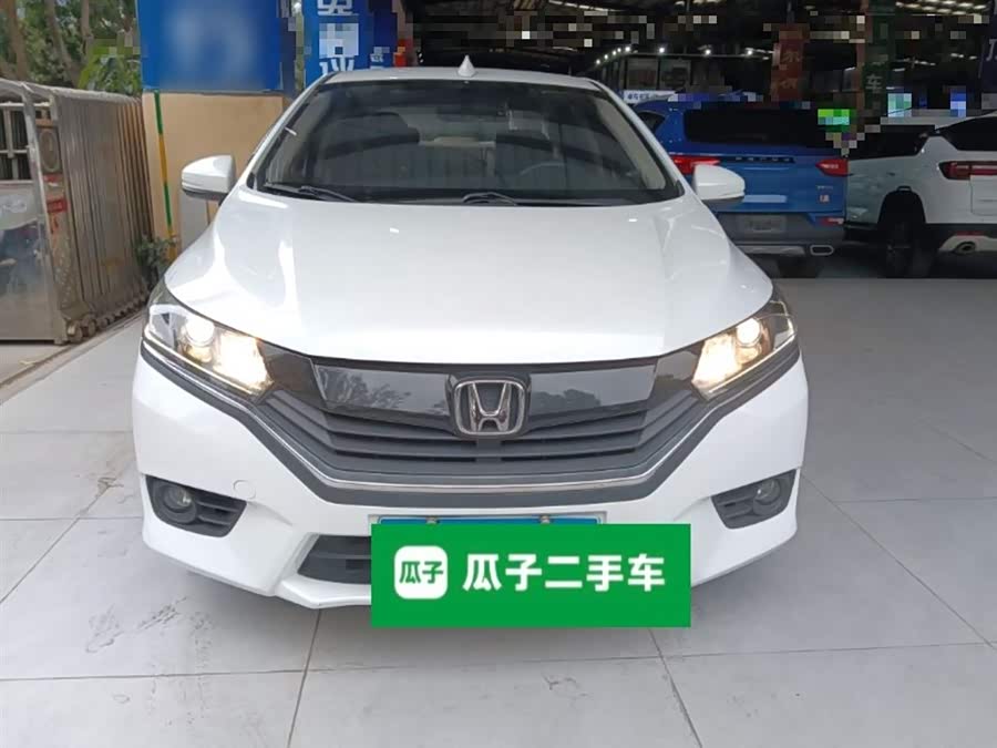 Honda Greiz 2017 #4 Honda Greiz 2017 car image #4